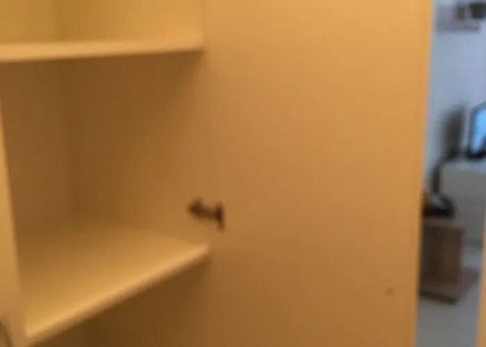 Konukevi Salt Ahyolu